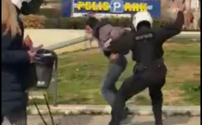 &Sigma;&Upsilon;&Rho;&Iota;&Zeta;&Alpha; &Beta;ό&rho;&epsilon;&iota;&alpha;&sigmaf; &Kappa;&upsilon;&nu;&omicron;&upsilon;&rho;ί&alpha;&sigmaf;: "&Delta;&epsilon;&nu; &epsilon;ί&nu;&alpha;&iota; &mu;ό&nu;&omicron; έ&nu;&alpha; &mu;&epsilon;&mu;&omicron;&nu;&omega;&mu;έ&nu;&omicron; &sigma;&upsilon;&mu;&beta;ά&nu; ..."