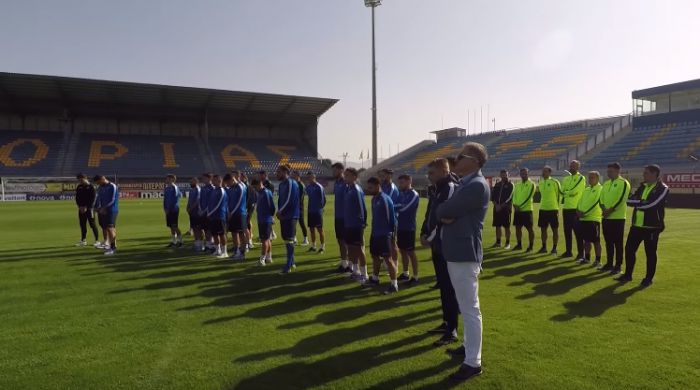 &Alpha;&gamma;&iota;&alpha;&sigma;&mu;ό&sigmaf; &sigma;&tau;&omicron;&nu; &Alpha;&sigma;&tau;έ&rho;&alpha; &Tau;&rho;ί&pi;&omicron;&lambda;&eta;&sigmaf;! (vd)