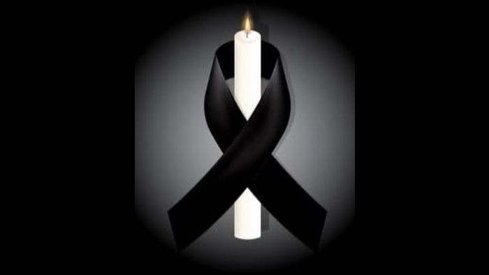 &Kappa;&omicron;ύ&lambda;&eta;&sigmaf; &gamma;&iota;&alpha; &tau;&omicron; &delta;&upsilon;&sigma;&tau;ύ&chi;&eta;&mu;&alpha; &mu;&epsilon; &tau;&omicron;&nu; &theta;ά&nu;&alpha;&tau;&omicron; &tau;&omicron;&upsilon; 67&rho;&omicron;&nu;&omicron;&upsilon; &Theta;&epsilon;ό&delta;&omega;&rho;&omicron;&upsilon; &Delta;&omicron;ύ&rho;&omicron;&upsilon; &sigma;&tau;&omicron; &Sigma;&pi;ά&theta;&alpha;&rho;&iota;: "&Delta;&upsilon;&sigma;&alpha;&nu;&alpha;&pi;&lambda;ή&rho;&omega;&tau;&omicron; &kappa;&epsilon;&nu;ό &gamma;&iota;&alpha; &tau;&eta; &sigma;ύ&zeta;&upsilon;&gamma;&omicron;, &tau;&alpha; &tau;&rho;ί&alpha; &pi;&alpha;&iota;&delta;&iota;ά &kappa;&alpha;&iota; &tau;&alpha; &epsilon;&gamma;&gamma;ό&nu;&iota;&alpha; &tau;&omicron;&upsilon;"