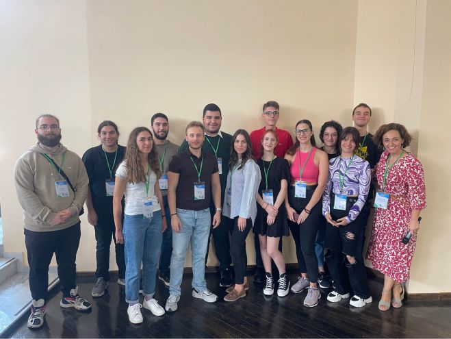 &Tau;&rho;ί&pi;&omicron;&lambda;&eta; | &Upsilon;&pi;&omicron;&delta;&omicron;&chi;ή &pi;&rho;&omega;&tau;&omicron;&epsilon;&tau;ώ&nu; &phi;&omicron;&iota;&tau;&eta;&tau;ώ&nu; &kappa;&alpha;&iota; &phi;&omicron;&iota;&tau;&eta;&tau;&rho;&iota;ώ&nu; 2023-2024 (&epsilon;&iota;&kappa;ό&nu;&epsilon;&sigmaf;)