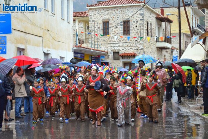 Ετοιμάζονται για Καρναβάλι στο Λεωνίδιο