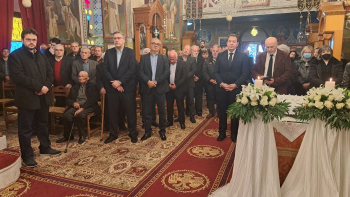 40ήμερο μνημόσυνο της μητέρας του Γιάννη Κατσίρη | "Ένα μεγάλο ευχαριστώ σε όσους συμπαραστάθηκαν στο πένθος μας"
