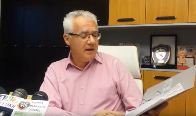 &Sigma;&mu;&upsilon;&rho;&nu;&iota;ώ&tau;&eta;&sigmaf;: "&Omicron; &kappa;. &Pi;&alpha;&upsilon;&lambda;ή&sigmaf; έ&chi;&epsilon;&iota; &chi;ά&sigma;&epsilon;&iota; &tau;&eta;&nu; &epsilon;&pi;&alpha;&phi;ή &mu;&epsilon; &tau;&eta;&nu; &pi;&rho;&alpha;&gamma;&mu;&alpha;&tau;&iota;&kappa;ό&tau;&eta;&tau;&alpha;" (vd)