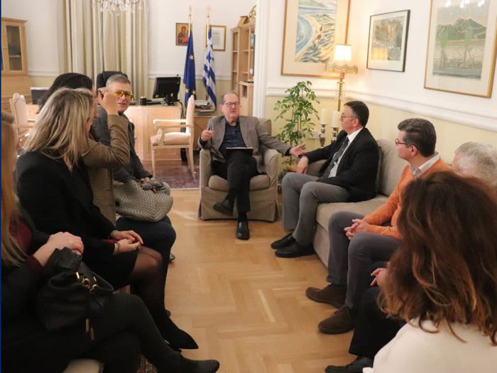 &Tau;&omicron;&upsilon;&rho;&iota;&sigma;&tau;&iota;&kappa;ή &iota;&sigma;&tau;&omicron;&sigma;&epsilon;&lambda;ί&delta;&alpha; &sigma;&chi;&epsilon;&delta;&iota;ά&zeta;&epsilon;&iota; &eta; &Pi;&epsilon;&rho;&iota;&phi;έ&rho;&epsilon;&iota;&alpha; &Pi;&epsilon;&lambda;&omicron;&pi;&omicron;&nu;&nu;ή&sigma;&omicron;&upsilon;!