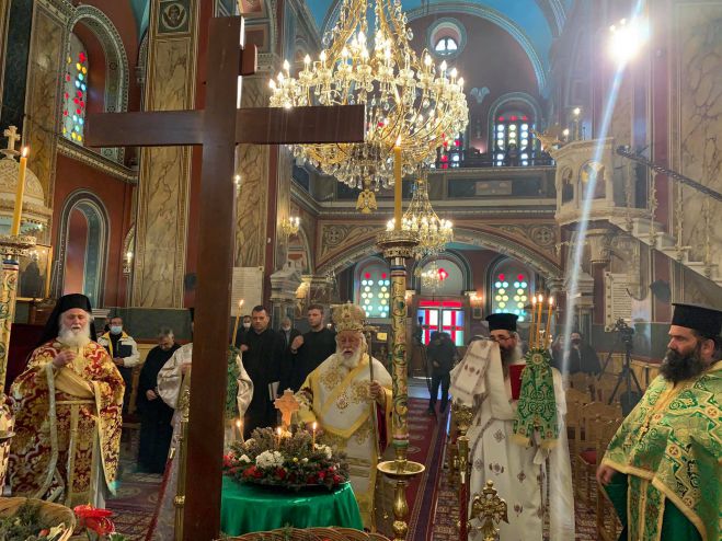 &Kappa;&upsilon;&rho;&iota;&alpha;&kappa;ή &Sigma;&tau;&alpha;&upsilon;&rho;&omicron;&pi;&rho;&omicron;&sigma;&kappa;&upsilon;&nu;ή&sigma;&epsilon;&omega;&sigmaf; &sigma;&tau;&eta;&nu; &Tau;&rho;ί&pi;&omicron;&lambda;&eta; ... &mu;έ&sigma;&alpha; &alpha;&pi;ό &epsilon;&iota;&kappa;ό&nu;&epsilon;&sigmaf;!