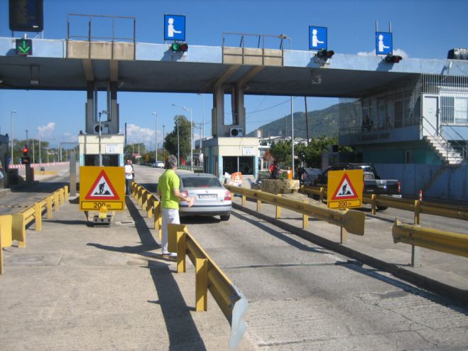 &Epsilon;&lambda;&epsilon;ύ&theta;&epsilon;&rho;&alpha; &tau;&alpha; &delta;&iota;ό&delta;&iota;&alpha; &gamma;&iota;&alpha; &tau;&iota;&sigmaf; &delta;&iota;&epsilon;&lambda;&epsilon;ύ&sigma;&epsilon;&iota;&sigmaf; &omicron;&chi;&eta;&mu;ά&tau;&omega;&nu;