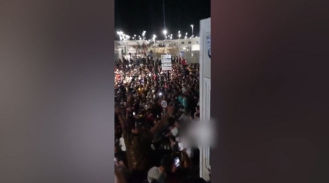 &Sigma;ά&mu;&omicron;&sigmaf; | &Mu;&epsilon;&gamma;ά&lambda;&eta; έ&nu;&tau;&alpha;&sigma;&eta; &sigma;&tau;&eta; &delta;&omicron;&mu;ή &mu;&epsilon;&tau;&alpha;&nu;&alpha;&sigma;&tau;ώ&nu; &mu;&epsilon;&tau;ά &tau;&omicron; &chi;&tau;ύ&pi;&eta;&mu;&alpha; &sigma;&tau;&eta; &Gamma;ά&zeta;&alpha; (vd)