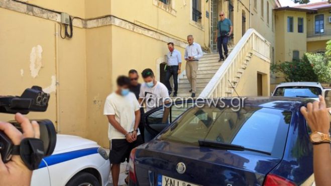 &Sigma;&tau;&iota;&sigmaf; &phi;&upsilon;&lambda;&alpha;&kappa;έ&sigmaf; &Tau;&rho;ί&pi;&omicron;&lambda;&eta;&sigmaf; &omicron; 27&chi;&rho;&omicron;&nu;&omicron;&sigmaf; &Chi;&alpha;&nu;&iota;ώ&tau;&eta;&sigmaf; &pi;&omicron;&upsilon; &kappa;&alpha;&tau;&eta;&gamma;&omicron;&rho;&epsilon;ί&tau;&alpha;&iota; &gamma;&iota;&alpha; &tau;&omicron;&nu; &beta;&iota;&alpha;&sigma;&mu;ό &sigma;&tau;&alpha; &Phi;&alpha;&lambda;ά&sigma;&alpha;&rho;&nu;&alpha;
