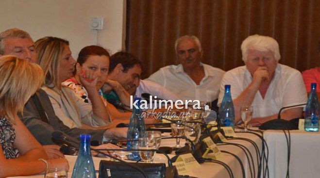 &Alpha;&rho;&nu;ή&theta;&eta;&kappa;&epsilon; &nu;&alpha; &sigma;&upsilon;&mu;&mu;&epsilon;&tau;έ&chi;&epsilon;&iota; &sigma;&tau;&omicron; &Pi;&rho;&omicron;&epsilon;&delta;&rho;&epsilon;ί&omicron; &tau;&omicron;&upsilon; &Pi;&epsilon;&rho;&iota;&phi;&epsilon;&rho;&epsilon;&iota;&alpha;&kappa;&omicron;ύ &Sigma;&upsilon;&mu;&beta;&omicron;&upsilon;&lambda;ί&omicron;&upsilon; &eta; &pi;&alpha;&rho;ά&tau;&alpha;&xi;&eta; &tau;&omicron;&upsilon; &Kappa;&Kappa;&Epsilon;