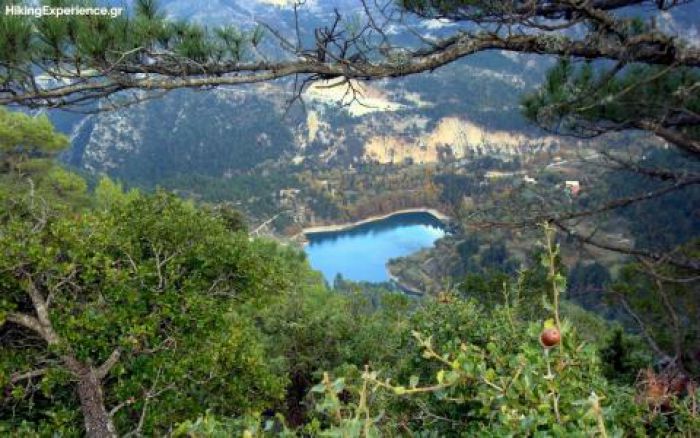 ΚΤΕΛ | Ακυρώθηκε η εκδρομή σε μοναστήρι της Ακράτας, Λίμνη Τσιβλού και Ζαρούχλα