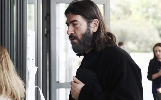 &laquo;&Kappa;ό&lambda;&alpha;&phi;&omicron;&sigmaf;&raquo; &omicron; &epsilon;&iota;&sigma;&alpha;&gamma;&gamma;&epsilon;&lambda;έ&alpha;&sigmaf; &gamma;&iota;&alpha; &pi;&alpha;&tau;έ&rho;&alpha; &Alpha;&nu;&tau;ώ&nu;&iota;&omicron; &kappa;&alpha;&iota; &pi;&rho;&epsilon;&sigma;&beta;&upsilon;&tau;έ&rho;&alpha; &ndash; &Zeta;&eta;&tau;ά &tau;&eta;&nu; &pi;&alpha;&rho;&alpha;&pi;&omicron;&mu;&pi;ή &tau;&omicron;&upsilon;&sigmaf; &sigma;&epsilon; &delta;ί&kappa;&eta; &gamma;&iota;&alpha; &tau;&alpha; &omicron;&iota;&kappa;&omicron;&nu;&omicron;&mu;&iota;&kappa;ά &tau;&eta;&sigmaf; &Kappa;&iota;&beta;&omega;&tau;&omicron;ύ &tau;&omicron;&upsilon; &Kappa;ό&sigma;&mu;&omicron;&upsilon;