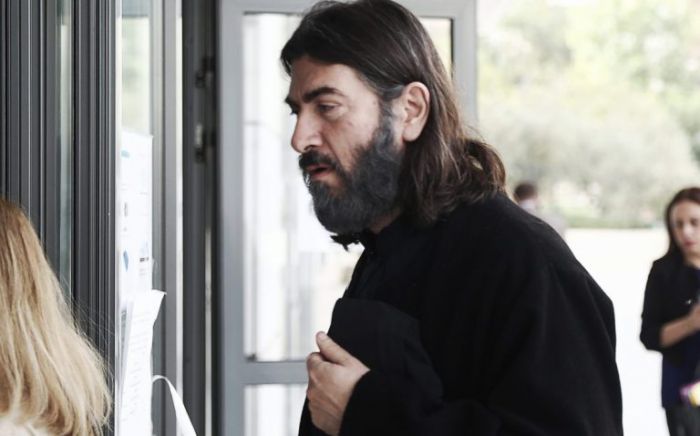 &laquo;&Kappa;ό&lambda;&alpha;&phi;&omicron;&sigmaf;&raquo; &omicron; &epsilon;&iota;&sigma;&alpha;&gamma;&gamma;&epsilon;&lambda;έ&alpha;&sigmaf; &gamma;&iota;&alpha; &pi;&alpha;&tau;έ&rho;&alpha; &Alpha;&nu;&tau;ώ&nu;&iota;&omicron; &kappa;&alpha;&iota; &pi;&rho;&epsilon;&sigma;&beta;&upsilon;&tau;έ&rho;&alpha; &ndash; &Zeta;&eta;&tau;ά &tau;&eta;&nu; &pi;&alpha;&rho;&alpha;&pi;&omicron;&mu;&pi;ή &tau;&omicron;&upsilon;&sigmaf; &sigma;&epsilon; &delta;ί&kappa;&eta; &gamma;&iota;&alpha; &tau;&alpha; &omicron;&iota;&kappa;&omicron;&nu;&omicron;&mu;&iota;&kappa;ά &tau;&eta;&sigmaf; &Kappa;&iota;&beta;&omega;&tau;&omicron;ύ &tau;&omicron;&upsilon; &Kappa;ό&sigma;&mu;&omicron;&upsilon;