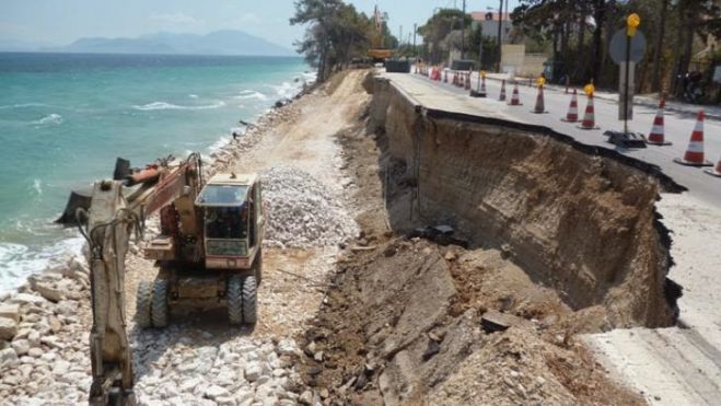 Έργα για τις διαβρώσεις στην παλαιά εθνική οδό &quot;Κορίνθου - Πατρών&quot;