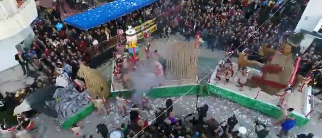 Το γιγάντιο άρμα από το Άστρος που ξετρέλανε τους Αργείτες! (vd)