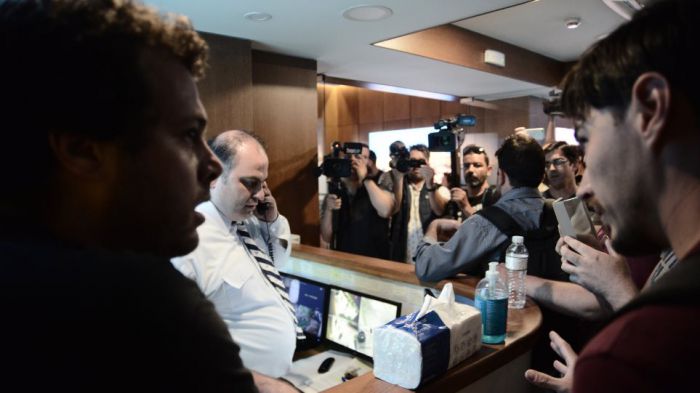 &laquo;&Epsilon;&iota;&sigma;&beta;&omicron;&lambda;ή&raquo; &epsilon;&rho;&gamma;&alpha;&zeta;&omicron;&mu;έ&nu;&omega;&nu; &sigma;&tau;&omicron; &upsilon;&pi;&omicron;&upsilon;&rho;&gamma;&epsilon;ί&omicron; &Tau;&omicron;&upsilon;&rho;&iota;&sigma;&mu;&omicron;ύ (vd)