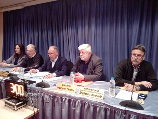 Στην αντεπίθεση ο Παυλής για τα σκουπίδια: &quot;Τα συμφέροντα πάνε και έρχονται&quot;!