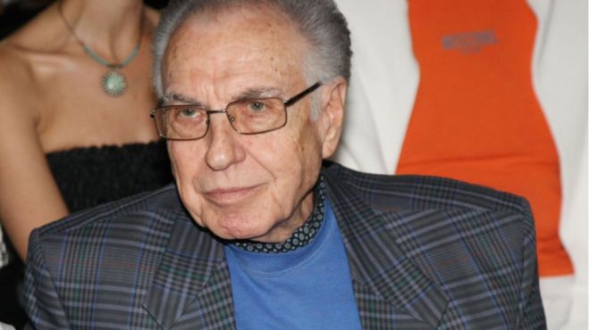 &Pi;έ&theta;&alpha;&nu;&epsilon; &omicron; &eta;&theta;&omicron;&pi;&omicron;&iota;ό&sigmaf; &Tau;&rho;ύ&phi;&omega;&nu;&alpha;&sigmaf; &Kappa;&alpha;&rho;&alpha;&tau;&zeta;ά&sigmaf;