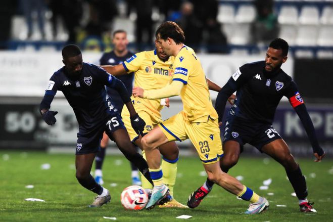 &Alpha;&sigma;&tau;έ&rho;&alpha;&sigmaf; | Ή&tau;&tau;&alpha; &alpha;&pi;ό &tau;&omicron;&nu; &Iota;&omega;&nu;&iota;&kappa;ό &kappa;&alpha;&iota; 10&omicron;&sigmaf; &sigma;&tau;&eta; &beta;&alpha;&theta;&mu;&omicron;&lambda;&omicron;&gamma;ί&alpha;