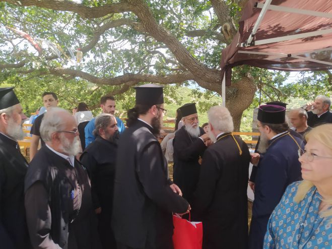 &Pi;ά&pi;&alpha;&rho;&iota; &Mu;&alpha;&nu;&tau;&iota;&nu;&epsilon;ί&alpha;&sigmaf; | &Tau;&alpha; &omicron;&nu;&omicron;&mu;&alpha;&sigma;&tau;ή&rho;&iota;&alpha; &tau;&omicron;&upsilon; &Mu;&eta;&tau;&rho;&omicron;&pi;&omicron;&lambda;ί&tau;&omicron;&upsilon; &Alpha;&lambda;έ&xi;&alpha;&nu;&delta;&rho;&omicron;&upsilon; &sigma;&tau;&eta;&nu; &gamma;&epsilon;&nu;έ&tau;&epsilon;&iota;&rho;ά &tau;&omicron;&upsilon; (&epsilon;&iota;&kappa;ό&nu;&epsilon;&sigmaf;)
