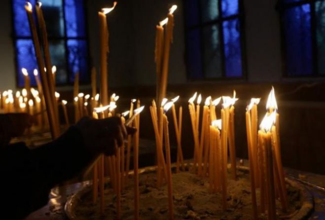ΚΚΕ: &quot;Δεν πρέπει να εξαιρείται η εκκλησία από τα μέτρα για τον κορωνοϊό&quot;