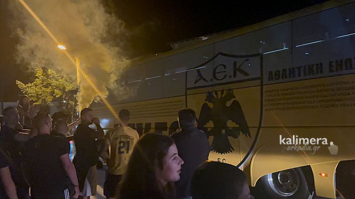 &Mu;&epsilon; &sigma;&upsilon;&nu;&theta;ή&mu;&alpha;&tau;&alpha; &kappa;&alpha;&iota; &kappa;&alpha;&pi;&nu;&omicron;&gamma;ό&nu;&alpha; &eta; ά&phi;&iota;&xi;&eta; &tau;&eta;&sigmaf; &Alpha;&Epsilon;&Kappa; &sigma;&tau;&eta; &Beta;&upsilon;&tau;ί&nu;&alpha;! (vd)