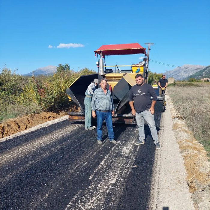 Δήμος Τρίπολης | Ασφαλτόστρωση αγροτικής οδού ανάμεσα σε Ζευγολατιό και Λουκά