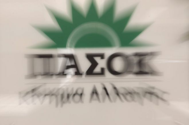 ΠΑΣΟΚ: "Η χώρα χρειάζεται άμεσα εκλογές"