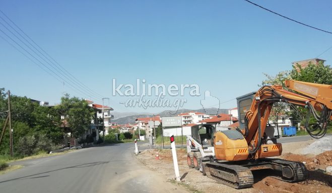 &Delta;ή&mu;&omicron;&sigmaf; &Tau;&rho;ί&pi;&omicron;&lambda;&eta;&sigmaf; | &Sigma;&epsilon; &epsilon;&xi;έ&lambda;&iota;&xi;&eta; &tau;&alpha; έ&rho;&gamma;&alpha; &kappa;&alpha;&tau;&alpha;&sigma;&kappa;&epsilon;&upsilon;ή&sigmaf; &pi;&epsilon;&zeta;&omicron;&delta;&rho;&omicron;&mu;ί&omega;&nu; &pi;&rho;&omicron;&sigmaf; &tau;&omicron; &Pi;&alpha;&nu;&alpha;&rho;&kappa;&alpha;&delta;&iota;&kappa;ό &Nu;&omicron;&sigma;&omicron;&kappa;&omicron;&mu;&epsilon;ί&omicron;! (vd)