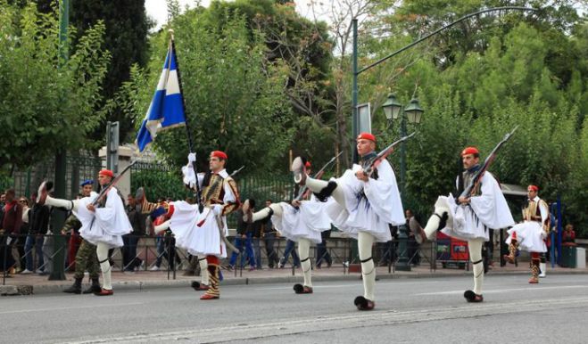 &Pi;&rho;ό&tau;&alpha;&sigma;&eta; &Sigma;&kappa;&omicron;&rho;&pi;ί&delta;&alpha; | &Eta; &Pi;&rho;&omicron;&epsilon;&delta;&rho;&iota;&kappa;ή &Phi;&rho;&omicron;&upsilon;&rho;ά &nu;&alpha; &pi;&alpha;&rho;&epsilon;&lambda;&alpha;ύ&nu;&epsilon;&iota; &kappa;ά&theta;&epsilon; &chi;&rho;ό&nu;&omicron; &sigma;&tau;&eta;&nu; &epsilon;&pi;έ&tau;&epsilon;&iota;&omicron; &tau;&eta;&sigmaf; Ά&lambda;&omega;&sigma;&eta;&sigmaf;