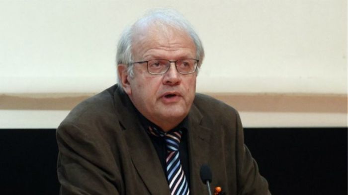 Επιμένει ο Τσελέντης: «Μπορεί να γίνει μεγαλύτερος σεισμός από 5,3 Ρίχτερ»