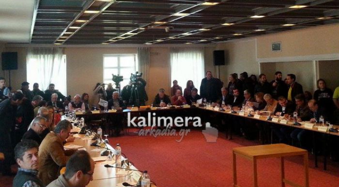 &Tau;&alpha;&tau;&omicron;ύ&lambda;&eta;&sigmaf;: &laquo;&Eta; &pi;&rho;&omega;&tau;&omicron;&beta;&omicron;&upsilon;&lambda;ί&alpha; &tau;&eta;&sigmaf; &Pi;&epsilon;&rho;&iota;&phi;έ&rho;&epsilon;&iota;&alpha;&sigmaf; &alpha;&nu;&alpha;&kappa;&omicron;&upsilon;&phi;ί&zeta;&epsilon;&iota; &tau;&eta;&nu; &Tau;&rho;ί&pi;&omicron;&lambda;&eta; &alpha;&pi;ό &tau;&alpha; &sigma;&kappa;&omicron;&upsilon;&pi;ί&delta;&iota;&alpha;&raquo;