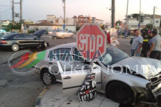 Σοβαρό τροχαίο στον Πύργο - Στο ένα αυτοκίνητο ήταν και παιδιά (εικόνες)