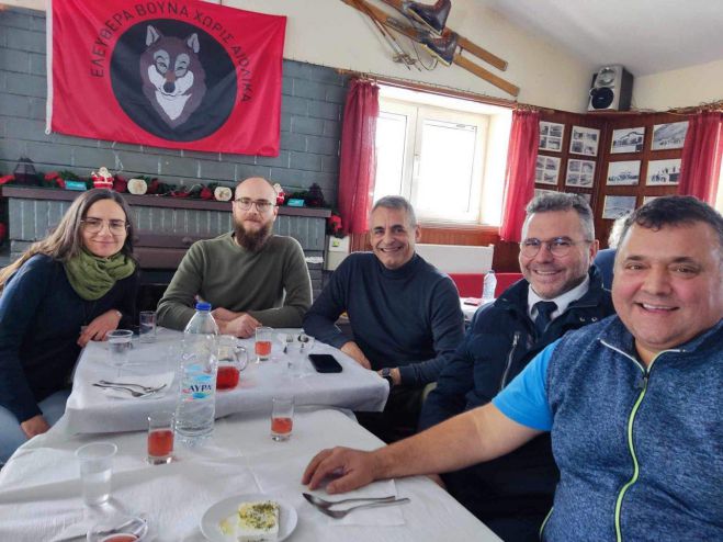 &Sigma;&tau;&omicron; &Kappa;&alpha;&tau;&alpha;&phi;ύ&gamma;&iota;&omicron; &Mu;&alpha;&iota;&nu;ά&lambda;&omicron;&upsilon; &eta; &kappa;&omicron;&pi;ή &pi;ί&tau;&alpha;&sigmaf; &tau;&omicron;&upsilon; &Epsilon;&Omicron;&Sigma; - &Tau;&omicron; &mu;ή&nu;&upsilon;&mu;&alpha; &Tau;&zeta;&iota;&omicron;ύ&mu;&eta;!