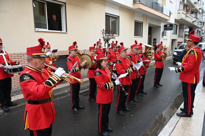 &Pi;&alpha;&rho;&alpha;&mu;&omicron;&nu;ή &Chi;&rho;&iota;&sigma;&tau;&omicron;&upsilon;&gamma;έ&nu;&nu;&omega;&nu; &sigma;&tau;&eta;&nu; &Iota;&epsilon;&rho;ά &Mu;&eta;&tau;&rho;ό&pi;&omicron;&lambda;&eta; &Mu;&alpha;&nu;&tau;&iota;&nu;&epsilon;ί&alpha;&sigmaf; &kappa;&alpha;&iota; &Kappa;&upsilon;&nu;&omicron;&upsilon;&rho;ί&alpha;&sigmaf; (&epsilon;&iota;&kappa;ό&nu;&epsilon;&sigmaf;)