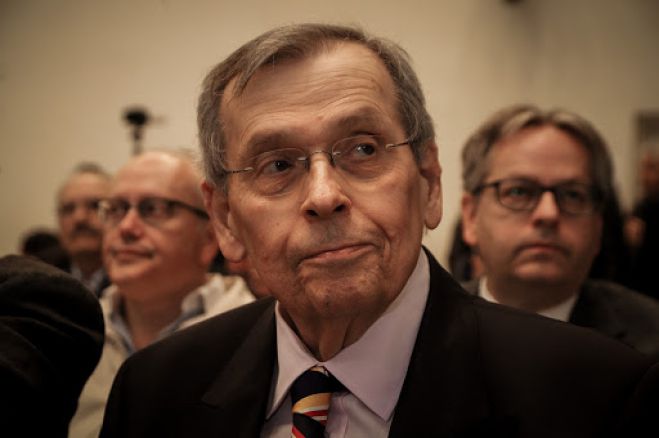 &Sigma;&tau;. &Mu;ά&nu;&omicron;&sigmaf;: "&Kappa;&alpha;&nu;&omicron;&nu;&iota;&kappa;ά &omicron;&iota; &omicron;&delta;&eta;&gamma;&omicron;ί &theta;&alpha; έ&pi;&rho;&epsilon;&pi;&epsilon; &nu;&alpha; &pi;&lambda;&eta;&rho;ώ&sigma;&omicron;&upsilon;&nu; 2.000 &epsilon;&upsilon;&rho;ώ &gamma;&iota;&alpha; &tau;&omicron; &pi;&rho;ό&beta;&lambda;&eta;&mu;&alpha; &pi;&omicron;&upsilon; &delta;&eta;&mu;&iota;&omicron;ύ&rho;&gamma;&eta;&sigma;&alpha;&nu;"