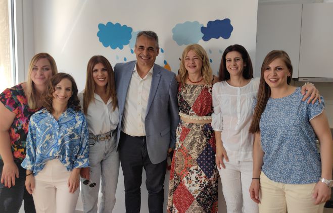 &Sigma;&tau;έ&gamma;&eta; &Upsilon;&pi;&omicron;&sigma;&tau;&eta;&rho;&iota;&zeta;ό&mu;&epsilon;&nu;&eta;&sigmaf; &Delta;&iota;&alpha;&beta;ί&omega;&sigma;&eta;&sigmaf; &sigma;&tau;&eta;&nu; &Tau;&rho;ί&pi;&omicron;&lambda;&eta; | &Tau;&zeta;&iota;&omicron;ύ&mu;&eta;&sigmaf;: &laquo;&Mu;&epsilon;&gamma;&alpha;&lambda;ώ&nu;&epsilon;&iota; &eta; &alpha;&gamma;&kappa;&alpha;&lambda;&iota;ά &tau;&omicron;&upsilon; &Delta;ή&mu;&omicron;&upsilon; &mu;&alpha;&sigmaf; &gamma;&iota;&alpha; &nu;&alpha; &mu;&eta;&nu; &mu;&epsilon;ί&nu;&epsilon;&iota; &kappa;&alpha;&nu;&epsilon;ί&sigmaf; &mu;ό&nu;&omicron;&sigmaf; &kappa;&alpha;&iota; &alpha;&beta;&omicron;ή&theta;&eta;&tau;&omicron;&sigmaf;&raquo;