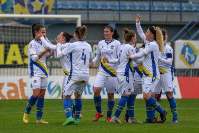 &Tau;&alpha; &gamma;&kappa;&omicron;&lambda; &kappa;&alpha;&iota; &omicron;&iota; &kappa;&alpha;&lambda;ύ&tau;&epsilon;&rho;&epsilon;&sigmaf; &phi;ά&sigma;&epsilon;&iota;&sigmaf; &alpha;&pi;ό &tau;&alpha; 9 &gamma;&kappa;&omicron;&lambda; &tau;&omicron;&upsilon; &gamma;&upsilon;&nu;&alpha;&iota;&kappa;&epsilon;ί&omicron;&upsilon; &Alpha;&sigma;&tau;έ&rho;&alpha;! (vd)