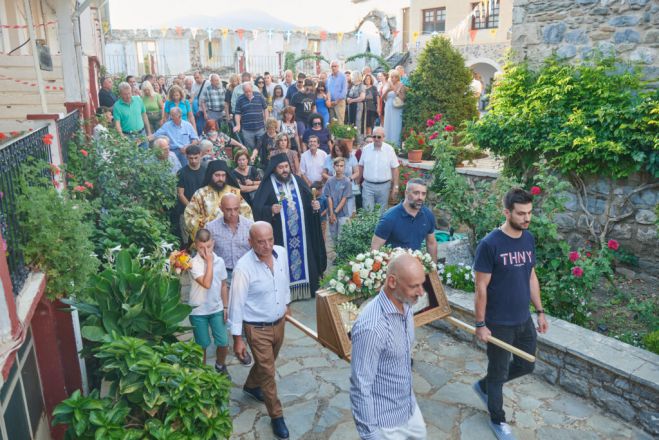 &Eta; &epsilon;&omicron;&rho;&tau;ή &tau;&eta;&sigmaf; &Kappa;&omicron;&iota;&mu;ή&sigma;&epsilon;&omega;&sigmaf; &tau;&eta;&sigmaf; &Theta;&epsilon;&omicron;&tau;ό&kappa;&omicron;&upsilon; &sigma;&tau;&eta; &Mu;&omicron;&nu;ή &Kappa;&alpha;&lambda;&tau;&epsilon;&zeta;ώ&nu; (&epsilon;&iota;&kappa;ό&nu;&epsilon;&sigmaf;)