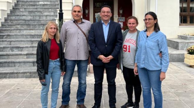 &Sigma;&tau;&omicron; &Lambda;&epsilon;&omega;&nu;ί&delta;&iota;&omicron; &omicron; &Beta;&lambda;ά&sigma;&eta;&sigmaf; - "&Sigma;&upsilon;&zeta;&eta;&tau;ή&sigma;&alpha;&mu;&epsilon; &gamma;&iota;&alpha; &tau;&iota;&sigmaf; &alpha;&nu;ά&gamma;&kappa;&epsilon;&sigmaf; &kappa;&alpha;&iota; &delta;&rho;&omicron;&mu;&omicron;&lambda;&omicron;&gamma;ή&sigma;&alpha;&mu;&epsilon; &lambda;ύ&sigma;&epsilon;&iota;&sigmaf;"
