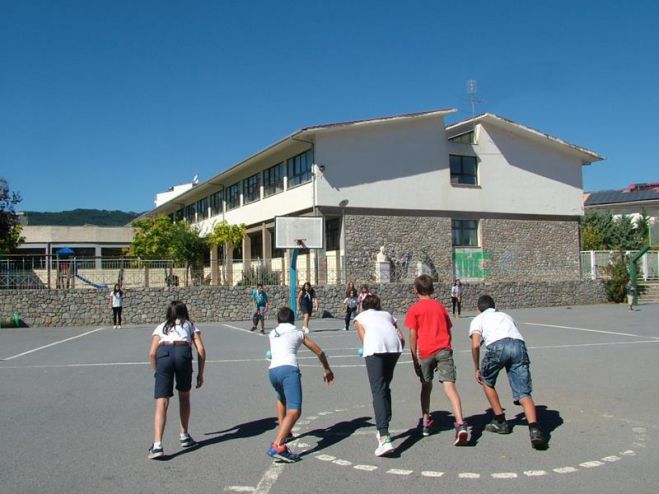 &Tau;&rho;ί&pi;&omicron;&lambda;&eta; - &Delta;&iota;&alpha;&sigma;&kappa;&epsilon;&delta;&alpha;&sigma;&tau;&iota;&kappa;ό &pi;&alpha;&iota;&chi;&nu;ί&delta;&iota; &gamma;&iota;&alpha; &pi;&alpha;&iota;&delta;&iota;ά &alpha;&pi;ό &tau;&omicron; &Sigma;ώ&mu;&alpha; &Omicron;&delta;&eta;&gamma;&iota;&sigma;&mu;&omicron;ύ (vd)