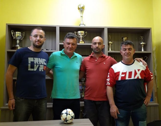 &Pi;&alpha;&nu;&theta;&upsilon;&rho;&epsilon;&alpha;&tau;&iota;&kappa;ό&sigmaf; | &Nu;έ&omicron;&sigmaf; &pi;&rho;&omicron;&pi;&omicron;&nu;&eta;&tau;ή&sigmaf; &omicron; &Chi;&rho;ή&sigma;&tau;&omicron;&sigmaf; &Pi;&omicron;ύ&lambda;&omicron;&sigmaf;