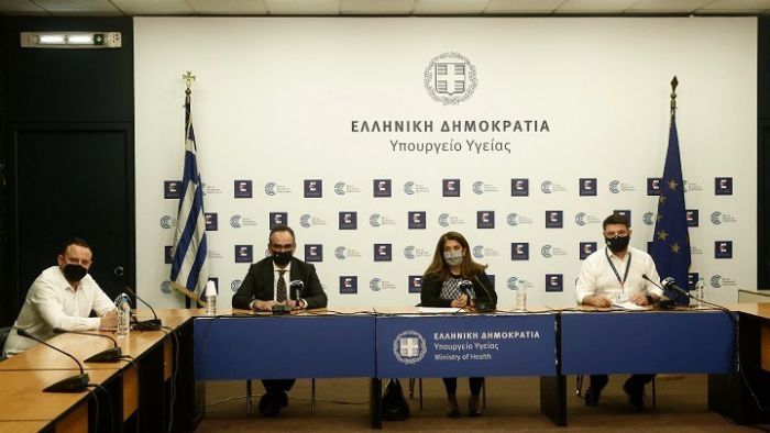 Κοντοζαμάνης: "Στις 7 Απριλίου τα πρώτα self tests στα φαρμακεία"
