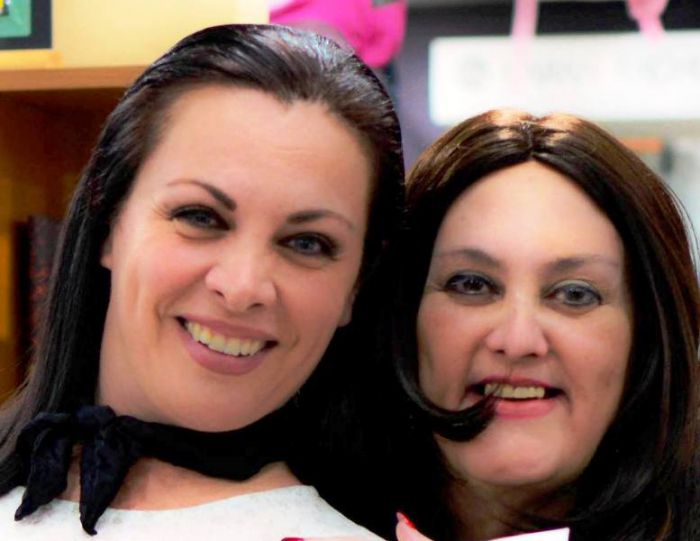 Νένα Χρονοπούλου:Η Βιργινία Λεούση & εγώ έχουμε δεσμούς αίματος!
