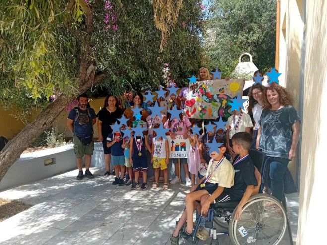 &Delta;&rho;ά&sigma;&eta; &laquo;&Alpha;&pi;&omicron;&delta;&omicron;&chi;ή &tau;&eta;&sigmaf; &Delta;&iota;&alpha;&phi;&omicron;&rho;&epsilon;&tau;&iota;&kappa;ό&tau;&eta;&tau;&alpha;&sigmaf;&raquo; &sigma;&tau;&omicron; &Lambda;&epsilon;&omega;&nu;ί&delta;&iota;&omicron;! (&epsilon;&iota;&kappa;ό&nu;&epsilon;&sigmaf;)