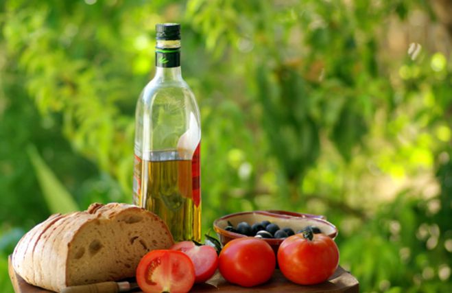 Υγεία: Η μεσογειακή διατροφή δεν παχαίνει!