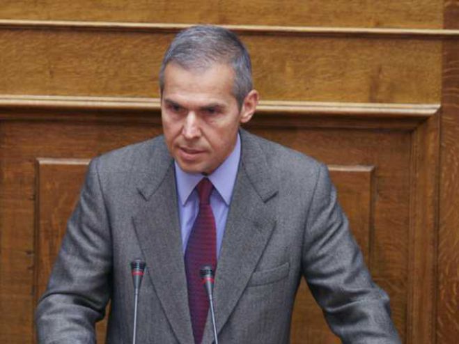 &Delta;&alpha;&beta;ά&kappa;&eta;&sigmaf;: "&Omicron;&iota; &Lambda;ά&kappa;&omega;&nu;&epsilon;&sigmaf; &delta;&epsilon;&nu; &theta;&alpha; &xi;&epsilon;&chi;ά&sigma;&omicron;&upsilon;&mu;&epsilon; &pi;&omicron;&tau;έ ό&tau;&iota; &eta; &kappa;&upsilon;&beta;έ&rho;&nu;&eta;&sigma;&eta; &Sigma;&Upsilon;&Rho;&Iota;&Zeta;&Alpha; &pi;ή&rho;&epsilon; &tau;&eta; &Nu;&omicron;&sigma;&eta;&lambda;&epsilon;&upsilon;&tau;&iota;&kappa;ή &alpha;&pi;ό &tau;&eta; &Sigma;&pi;ά&rho;&tau;&eta;"