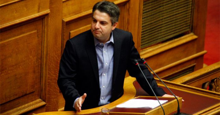 &quot;Παράλληλο νόμισμα&quot; (2015): Ξεκάθαρη ενημέρωση για το σχέδιο της Κυβέρνησης Τσίπρα ζητά ο Κωνσταντινόπουλος