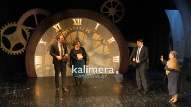 Το βράδυ η τελευταία παράσταση της Θεατρικής Ομάδας στο Μαλλιαροπούλειο (vd)