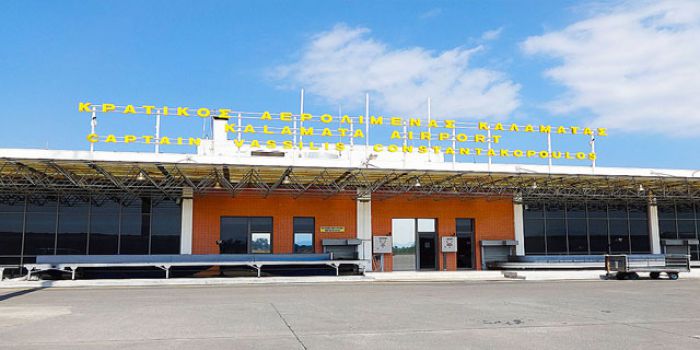 Πακιστανός και Αφγανή προσπάθησαν να ταξιδέψουν με πλαστά έγγραφα από το αεροδρόμιο Καλαμάτας!