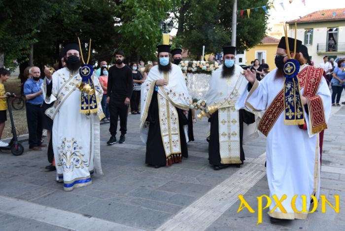 &Tau;&eta;&nu; &Pi;&alpha;&nu;&alpha;&gamma;ί&alpha; &ldquo;&Chi;&alpha;&rho;ά&sigmaf; &tau;&omega;&nu; &Theta;&lambda;&iota;&beta;&omicron;&mu;έ&nu;&omega;&nu;&rdquo; &upsilon;&pi;&omicron;&delta;έ&chi;&theta;&eta;&kappa;&epsilon; &eta; &Tau;&rho;ί&pi;&omicron;&lambda;&eta; (&epsilon;&iota;&kappa;ό&nu;&epsilon;&sigmaf;)
